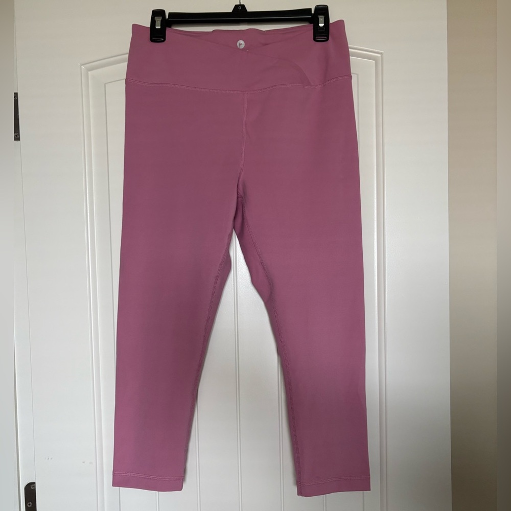 90 Degree Pink Cropped Active Leggings